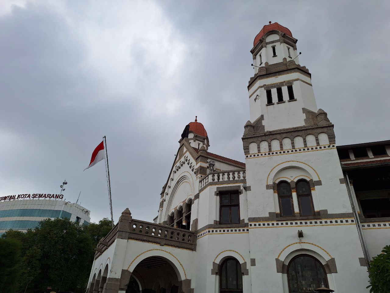 menikmati-keindahan-kota-lama-semarang-2024-08-1334